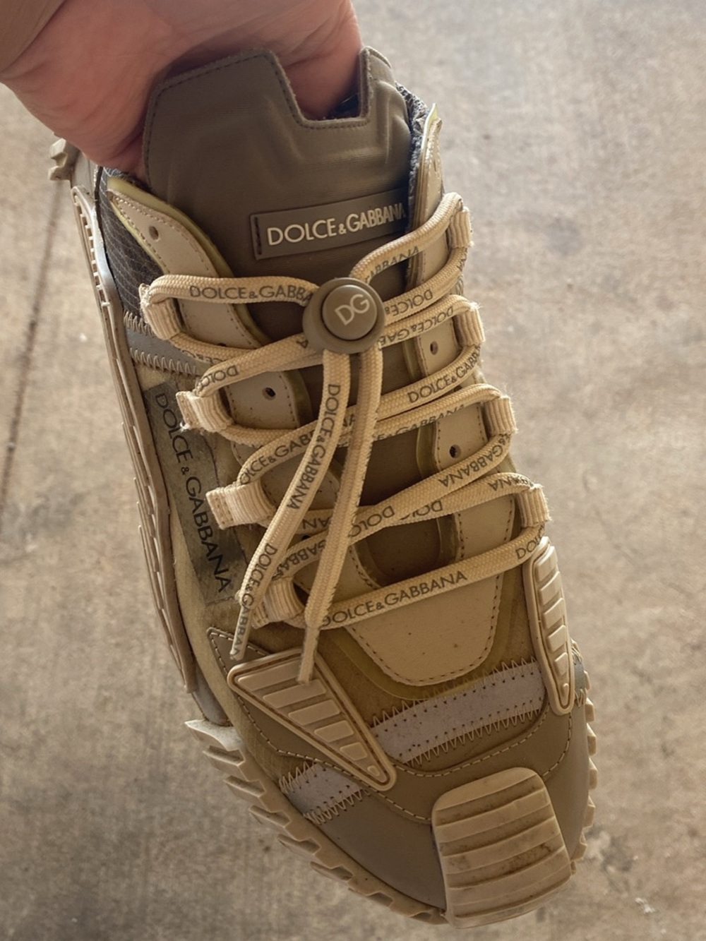Dolce & Gabbana Men’s Taupe and Beige Logo Lace-Up Sneaker
